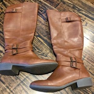 American Eagle knee high boots!